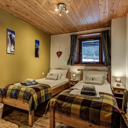 提西尔小木屋酒店